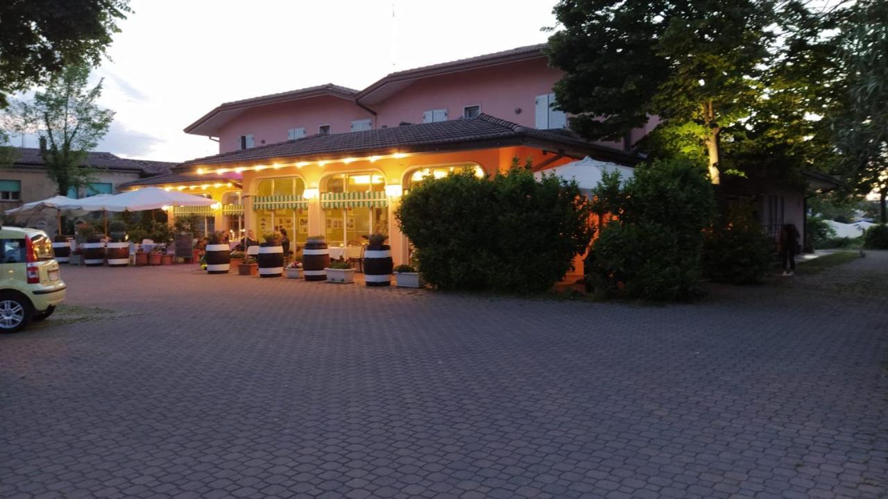 Hotel Ristorante Alla Campagna San Giovanni Lupatoto Eksteriør billede